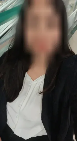 Hannah, 39