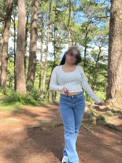 Imane, 28