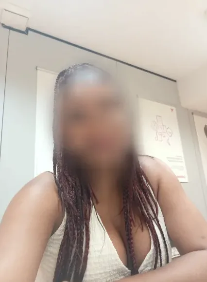 Imane, 40