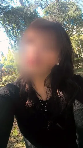 Isabella, 34