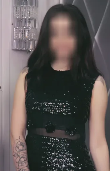 Kim, 28