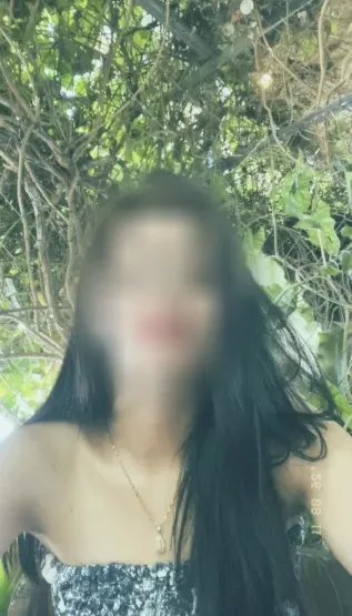 Leyla, 24