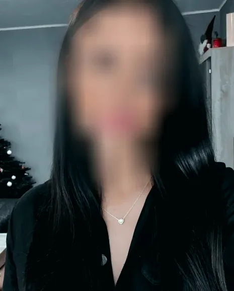 Manon, 31