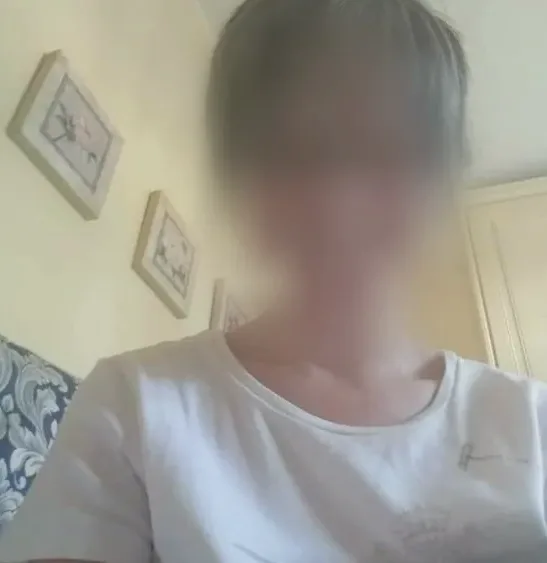 Maud, 34