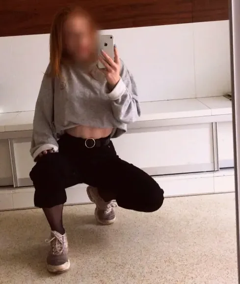 Nina, 36