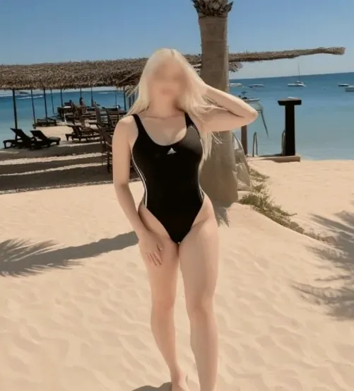 Shania, 22