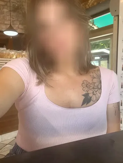 Soukaina, 40
