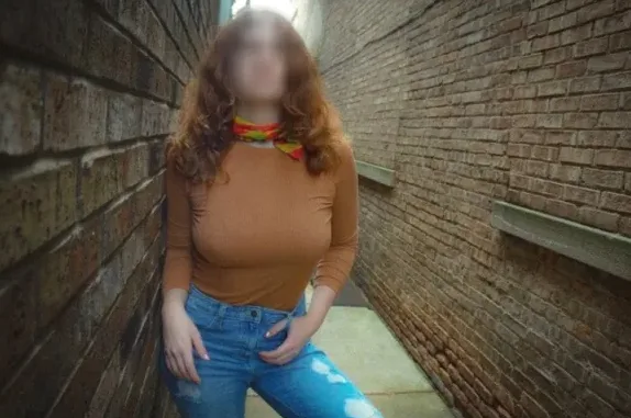 Wendy, 32